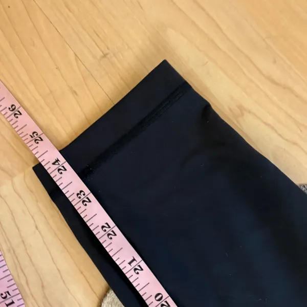 Lululemon Wunder Train Contour Fit High-Rise Crop 23"‎ Black Size 4 - Image 9