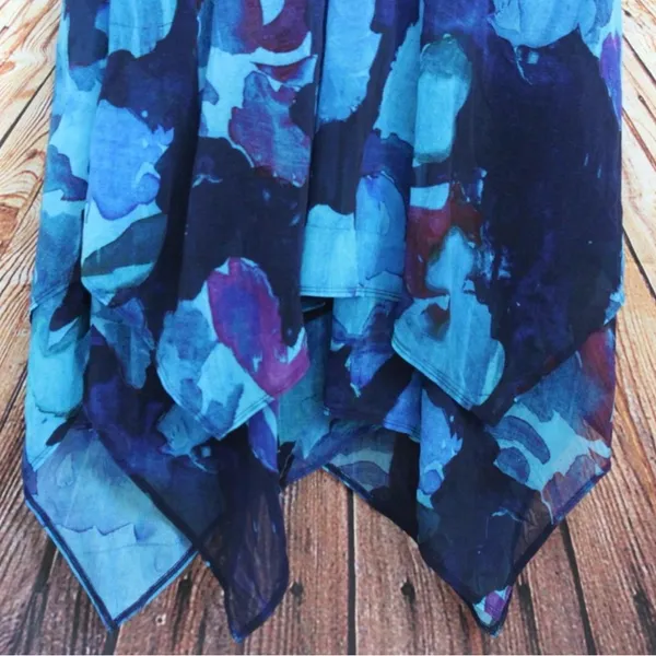 Simply Vera Vera Wang | Blue Floral V-Neck Asymmetrical Dress - Image 5