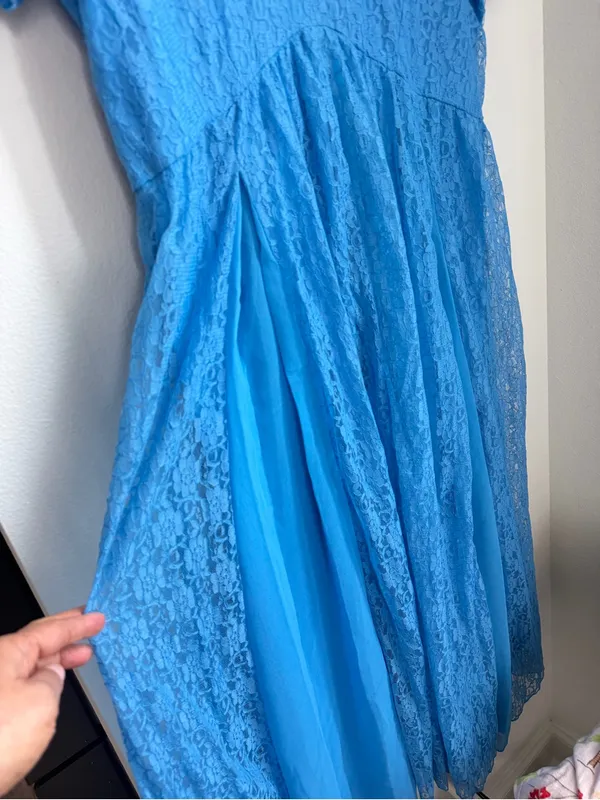 The Paragon Blue Lace Maxi Dress - Image 4