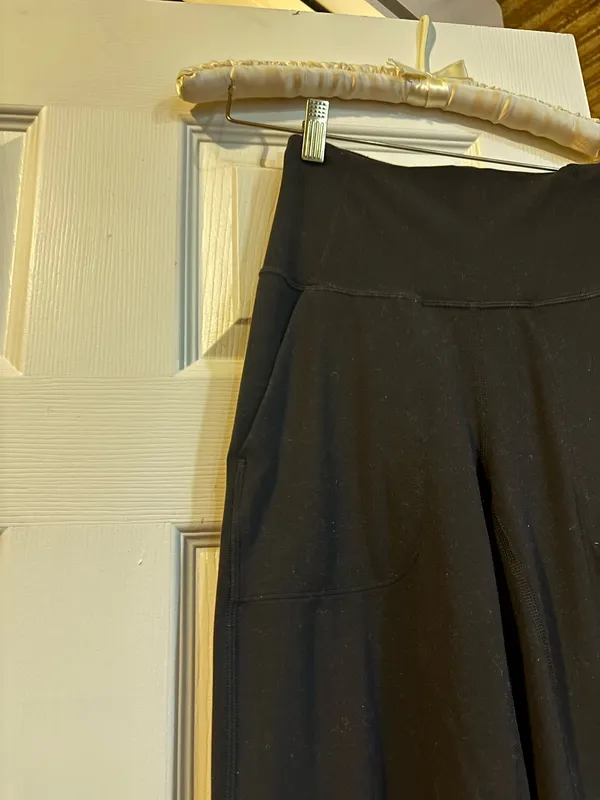 Lululemon Leggings - Image 3
