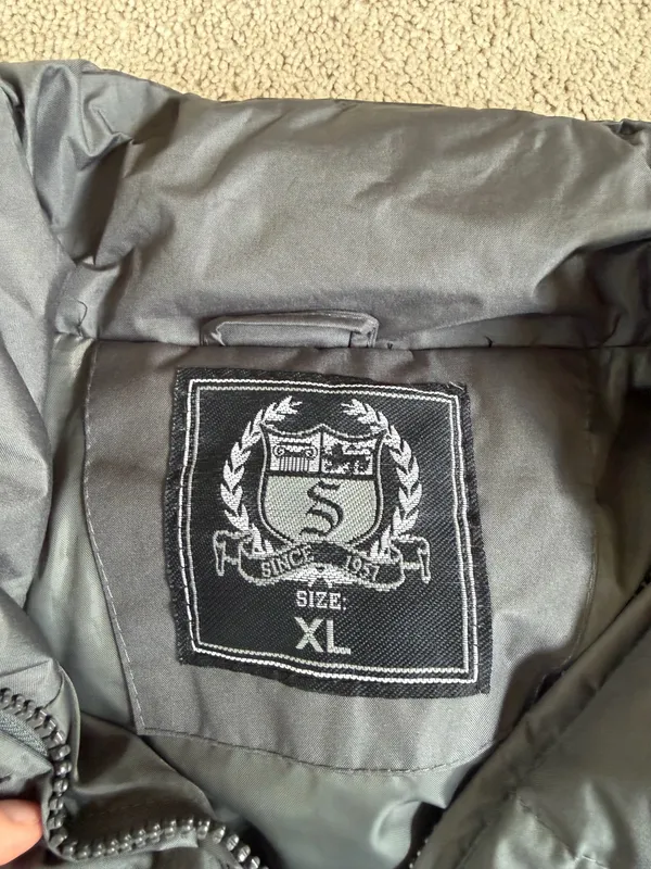 Gray Puffer Vest Size XL - Image 3