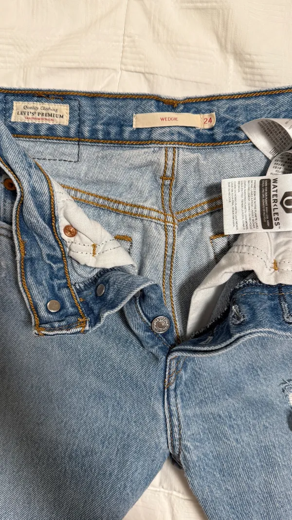 Levi’s Jeans Wedgie - Image 3