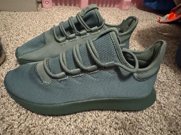 Adidas Shoes Tennis boys 5.5 - Image 7