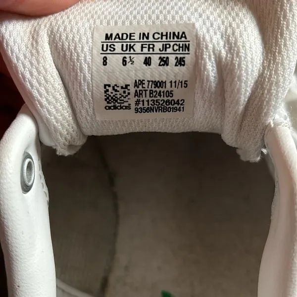 Adidas Stan smith tennis shoes - Image 10