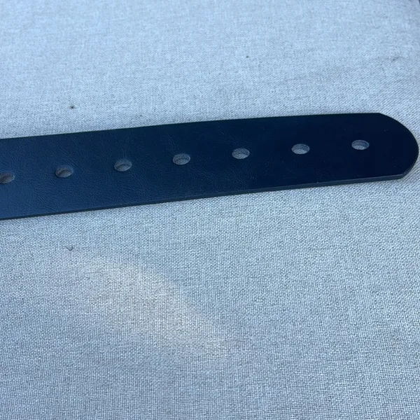 Universal Threads black faux leather belt silver oval buckle size XXL NEW - Image 5