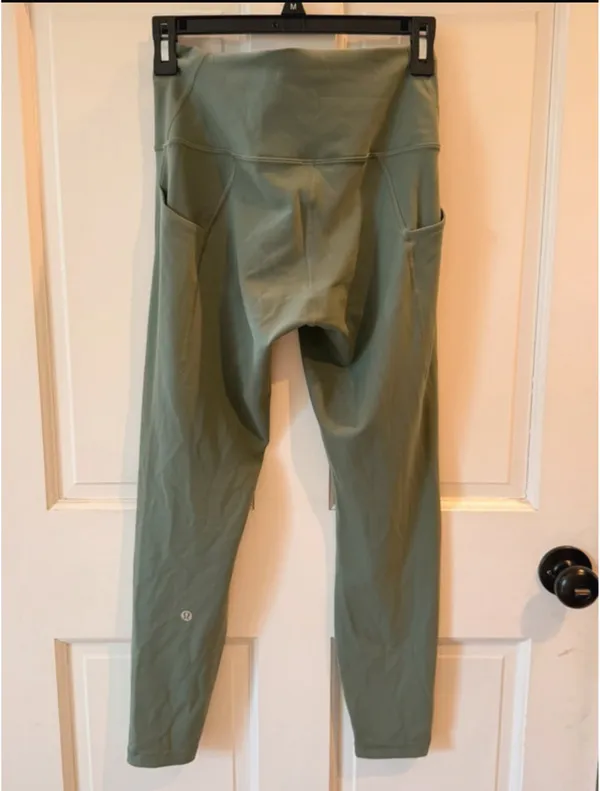 Lululemon Wunder Train High-Rise Size 8 - Image 2