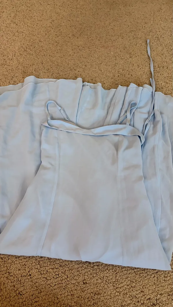 Amazon Midi light blue dress - Image 2
