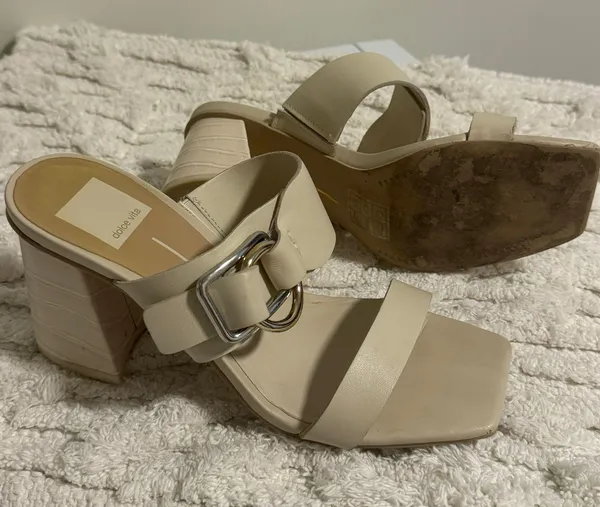DV by Dolce Vita Heels - Image 7