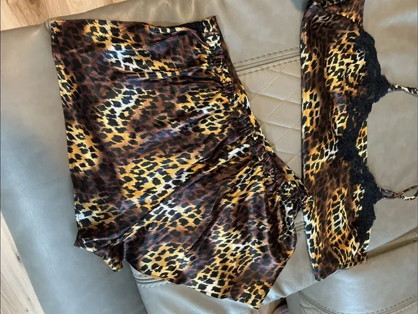 Victoria's Secret Leopard Print Satin Sleep Shorts in Brown and Gold - Image 4