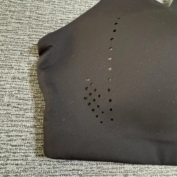 Lululemon Air Support Black Bra - Image 4