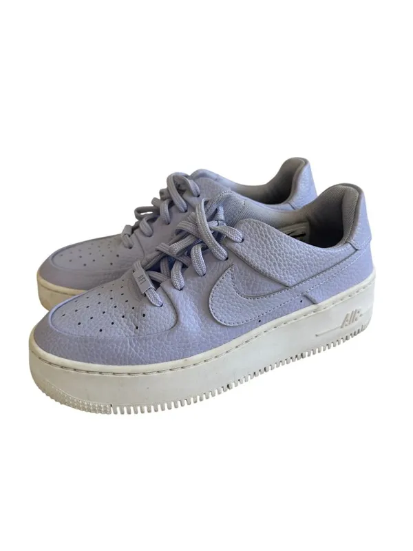 NIKE Women’s Lavender Leather Air Force 1 Sneakers Size 7 - Image 3