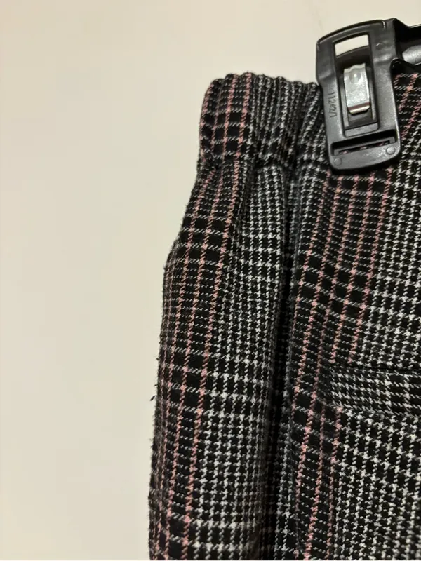 Old navy pull on straight leg plaid pants grey size 10 - Image 4