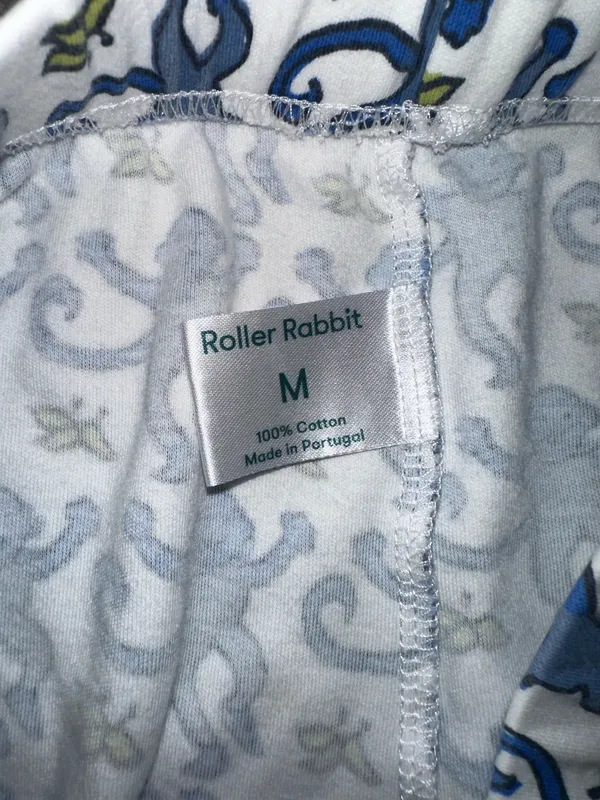 Roller rabbit blue and white pj set size M - Image 5
