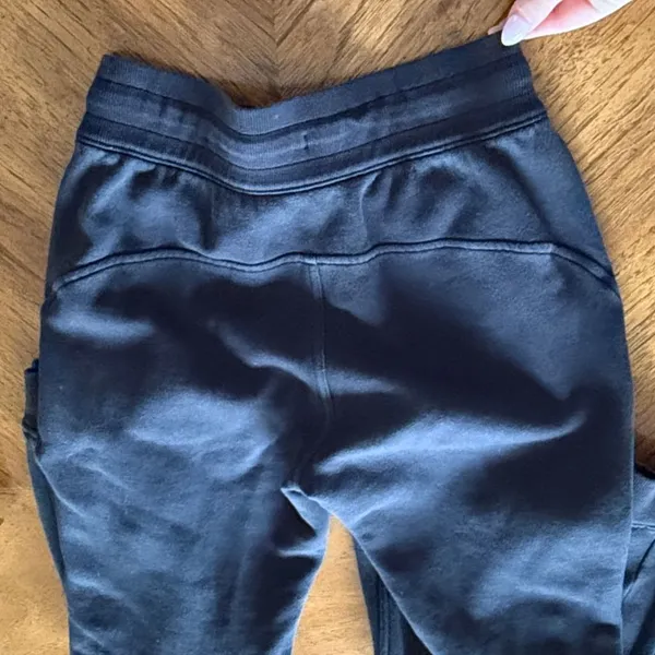 Lululemon Scuba Joggers - Image 5
