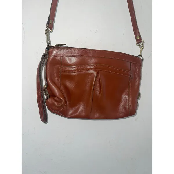 Vintage Women's Faux Leather Purse - Image 3