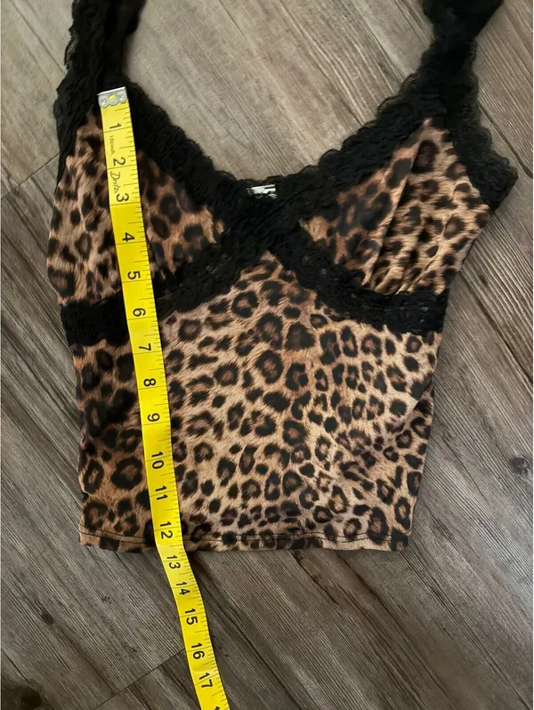 Y2K West of Melrose Cheetah Print Lace Cropped Top XS - Image 4
