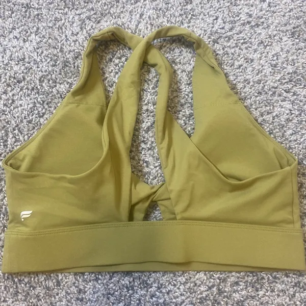Fabletics Oasis Twist Sports Bra medium - Image 6