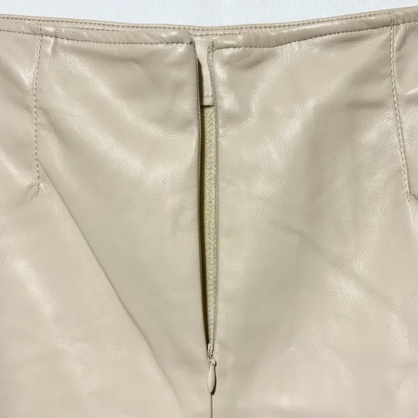 New Hunter & Brown Faux Leather Cargo Pocket Midi Pencil Skirt Beige Size Medium - Image 11