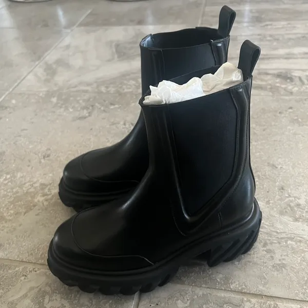 NEW Black Tractor Motor Leather Boots, Size 38 NEW in Box $1,325 - Image 9