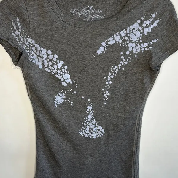 American Eagle Silver Gray Fitted Cap Sleeve Graphic Tee - Image 3