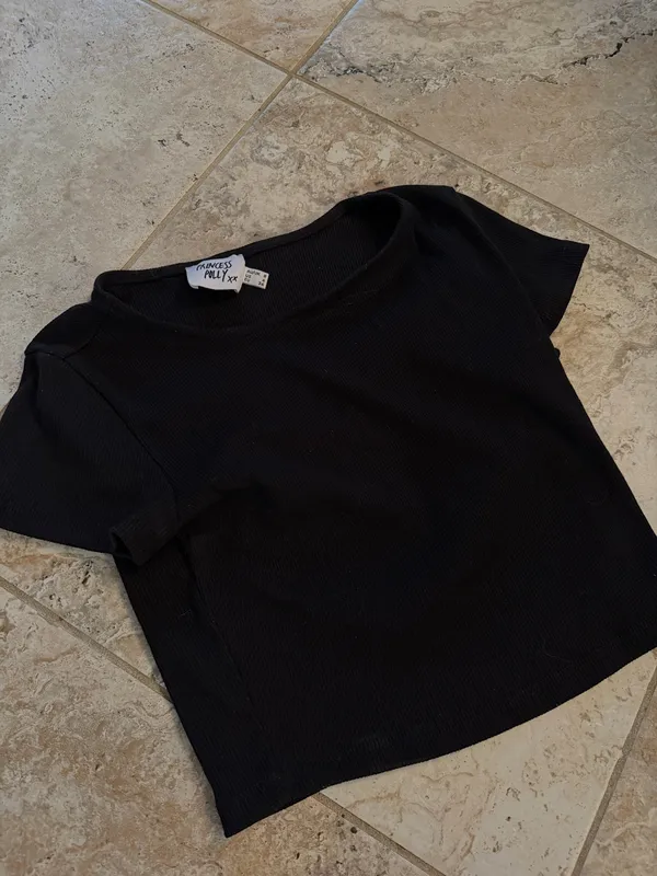 Princess Polly Ribbed Crop Top - Image 2