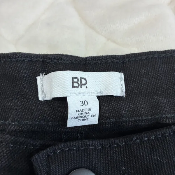 BP. Black Denim Bermuda Shorts Size 30 High Rise Raw Hem New with Tags Casual‎ - Image 3
