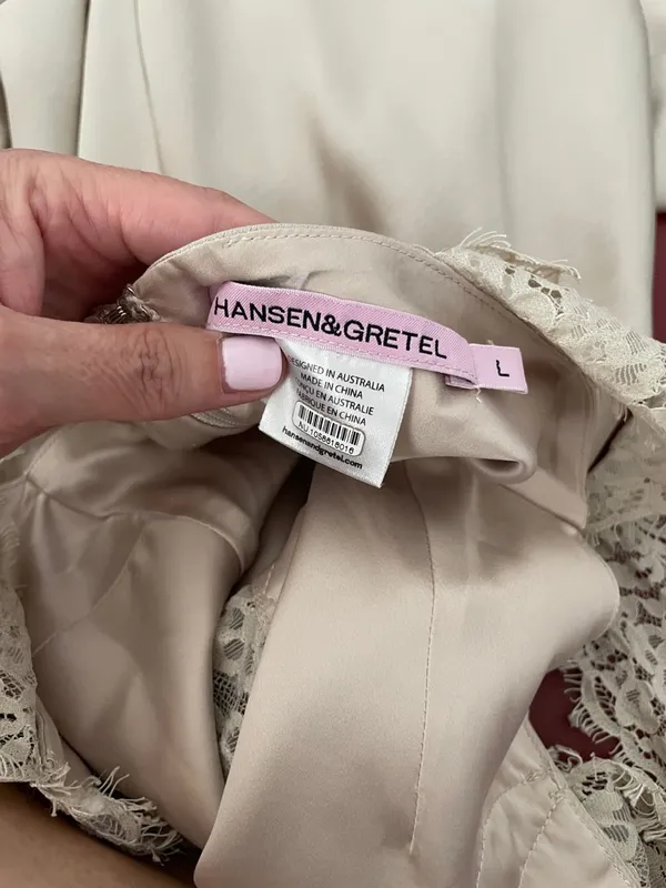 Hansen and Gretel Lucille Slip Dress In Champagne- size Large - Image 9