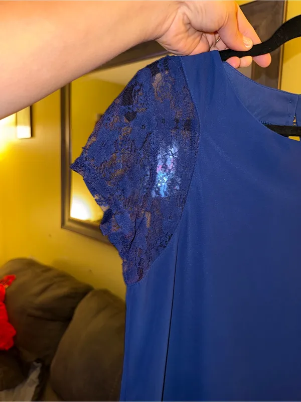 Women's Royal Blue Lace Sleeve Shift Dress - Image 4