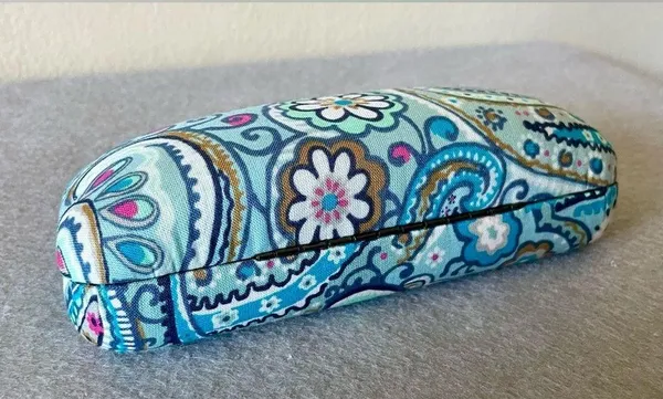 Vera Bradley Sunglasses with Clamshell Case – Frames Only - Size 53-14-140 - Image 8