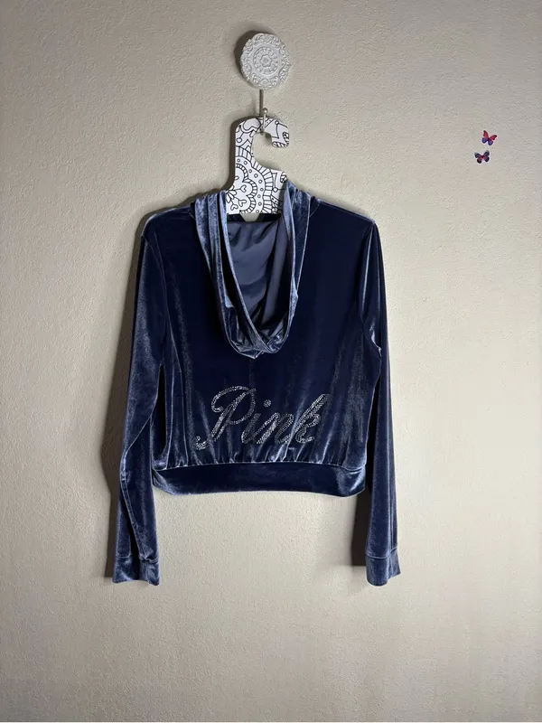 Pink velour set hoodie and track pants size medium - Image 5