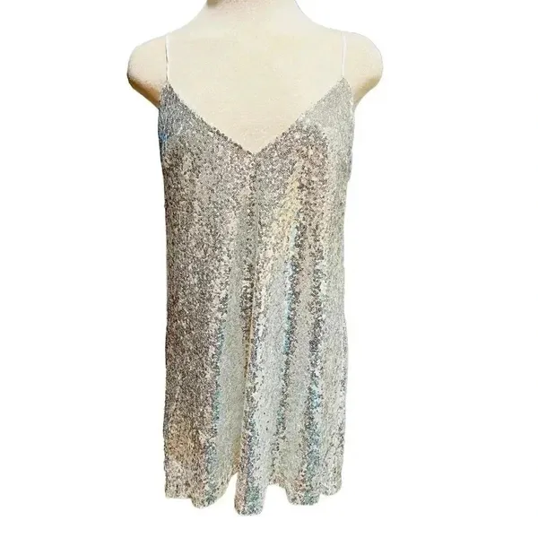 Delilaah Mini Dress Strappy V Neck Slip Sequin Dress In Silver Size 10 Nwt - Image 3