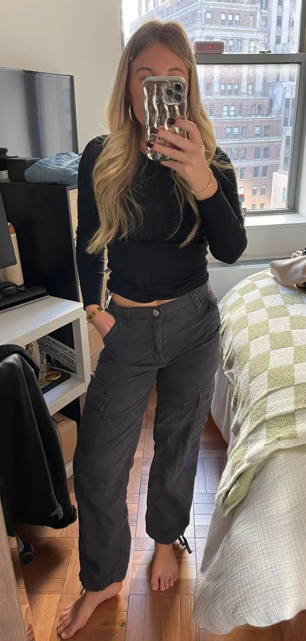 Urban Outfitters cargo pants - Image 4