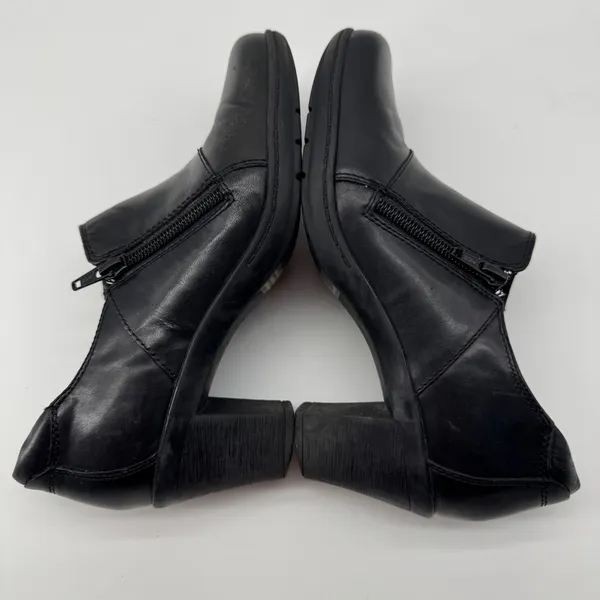 Clarks Bendables Booties Womens‎ 7M Black Leather Side Zip Block Heel Comfort - Image 8