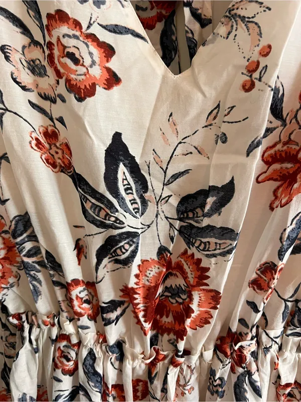Lucky Brand White Maxi Dress with Red and Navy Floral Print - Image 2