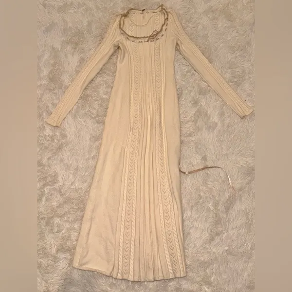 NEW FREE PEOPLE Heart Of Gold Long Sleeves knitted Midi Dress in Egret ivory M - Image 4