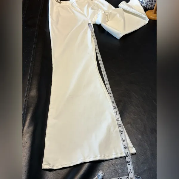 White Fox Boutique Cream Wide Leg Pants with Silver Buckles Size XL - Image 14