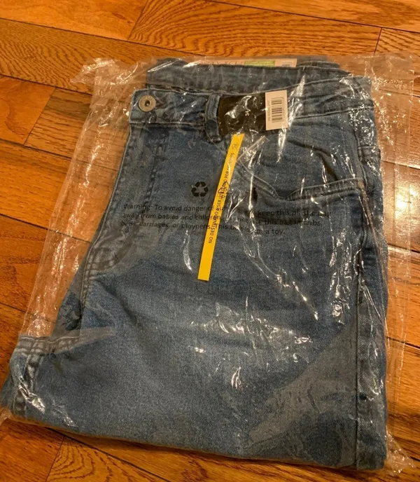 Esmara vintage inspired 90s mom-jean inspo fashion jeans in mid blue size 34 - Image 12