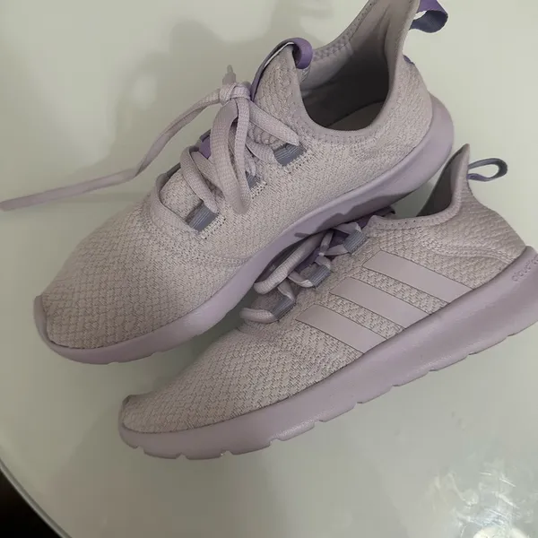 Adidas woman’s Sneakers in Soft Lavender - Image 3