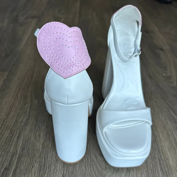 Olivia Miller White and Pink Amour Platform Heels Size 8 - Image 10