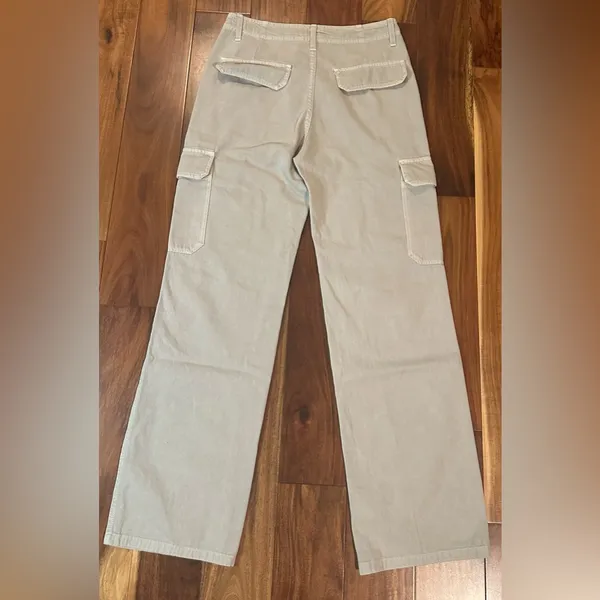 Zara Women's Beige Flat Front Cargo Pants - Image 13