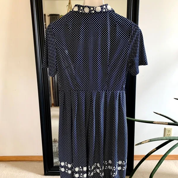Vintage 50’s Casualmaker Blue Polka Dot Short Sleeve Dress - Image 3