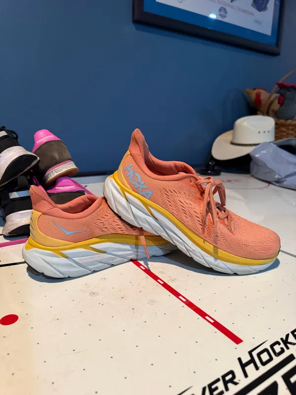 Hoka one one Women's Clifton 8 sun baked/shell coral Orange Running Shoes - Image 2
