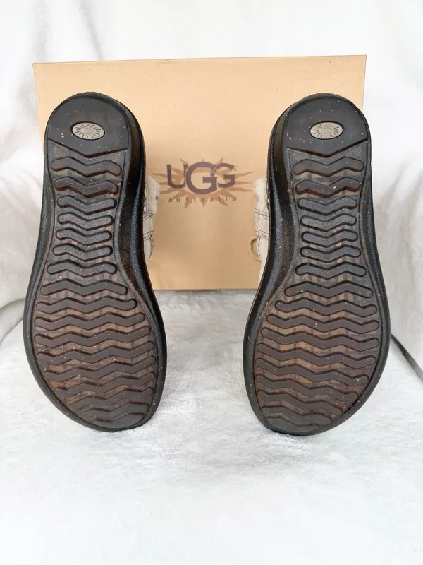 UGG Australia Cove Fieldstone Suede Sheepskin Boots 5136 Womens 8 With Box - Image 12