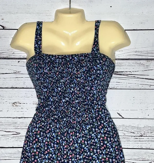 Abercrombie & Fitch NWT Size S Blue Floral Print Smock One Piece Shorts Romper - Image 2