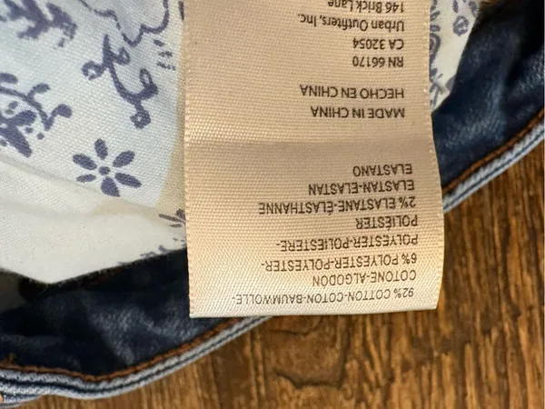 We The Free Aster Straight Leg Jeans Womens 28 Short Blue Excellent Raw Hem - Image 8