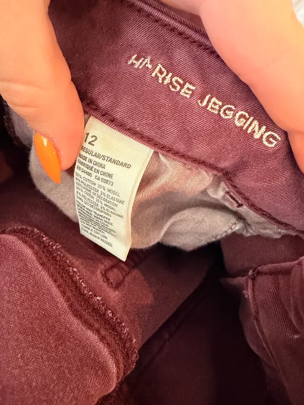 American Eagle Maroon Hi-Rise Jegging Size 12 - Image 3