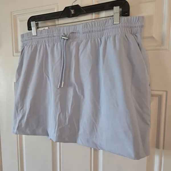 Member's Mark Women's Travel Skort Size L Light Blue Pull On Athletic Golf NWT - Image 2