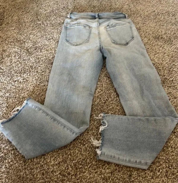 Jeans - Image 2