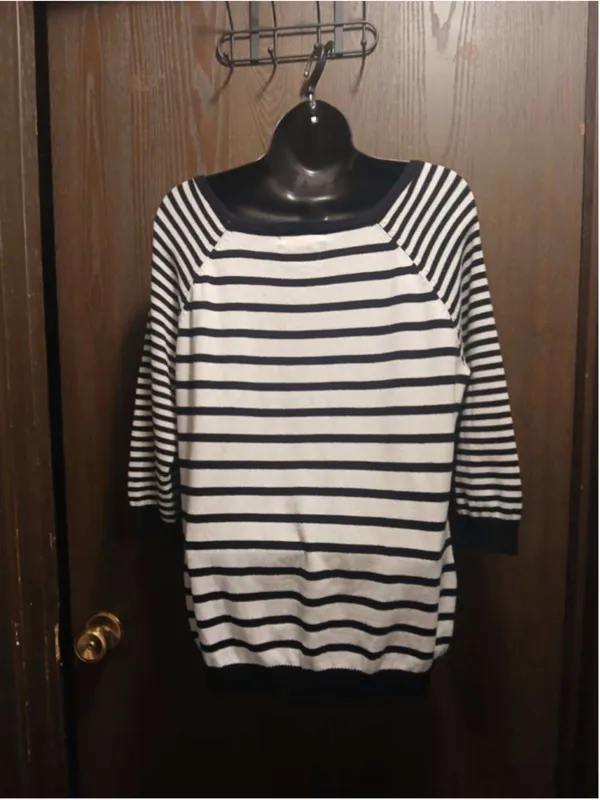Pink Rose Black White Stripe Raglan Sweater Pullover Top Large (INV150) - Image 8