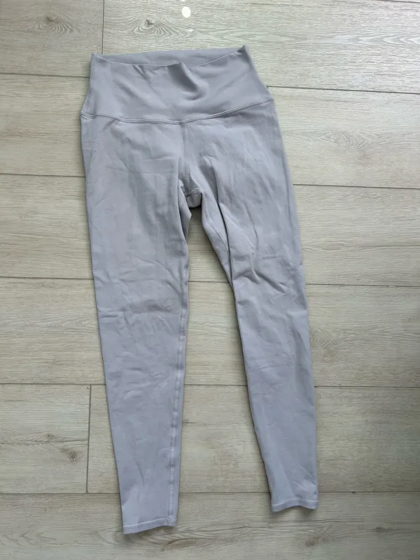 Alo yoga leggings  - Image 2